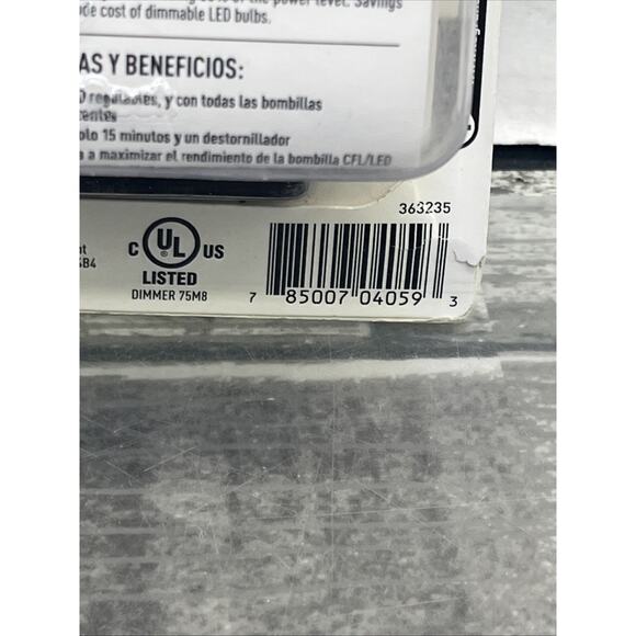 Legrand Pass & Seymour Wide Slide Dimmer Single Pole WSCL450TCCCV4. {9}. - Picture 11 of 16